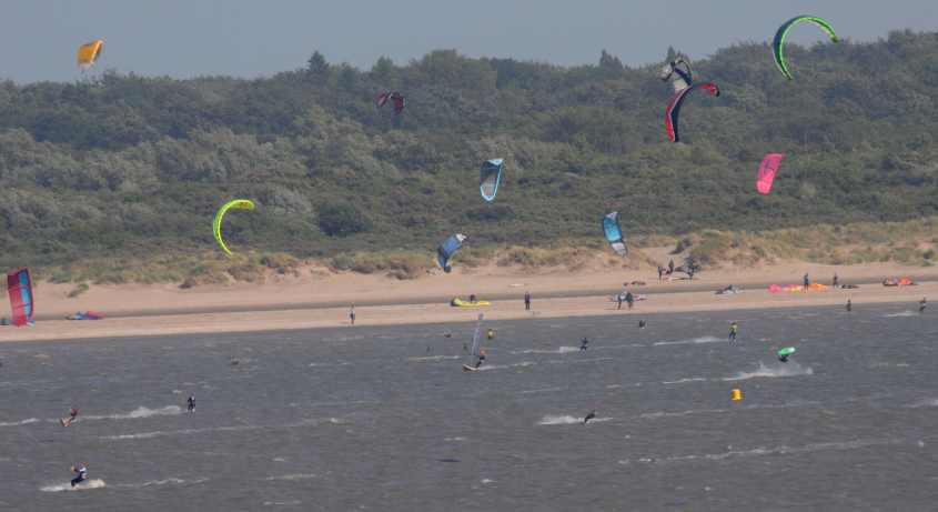 Kite-surfing in European SSI, ignoring the yellow buoy 12072009 4868 Oostvoorne, The Netherlands.jpg